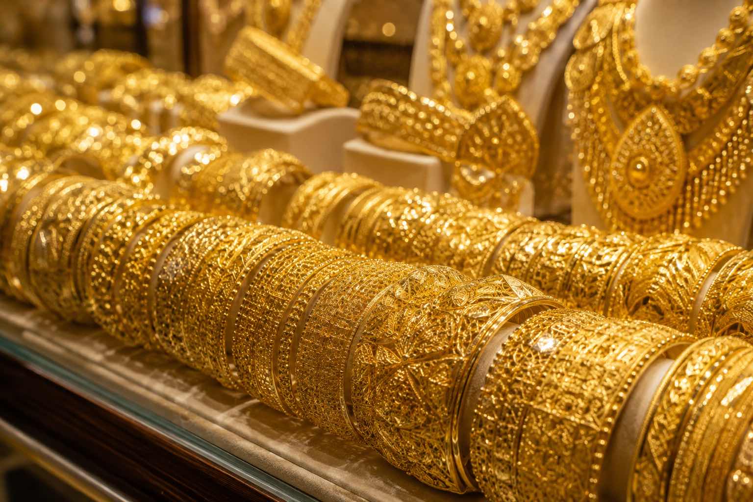Dubai Gold Prices Surge Again as 24K Returns to Late-May Levels