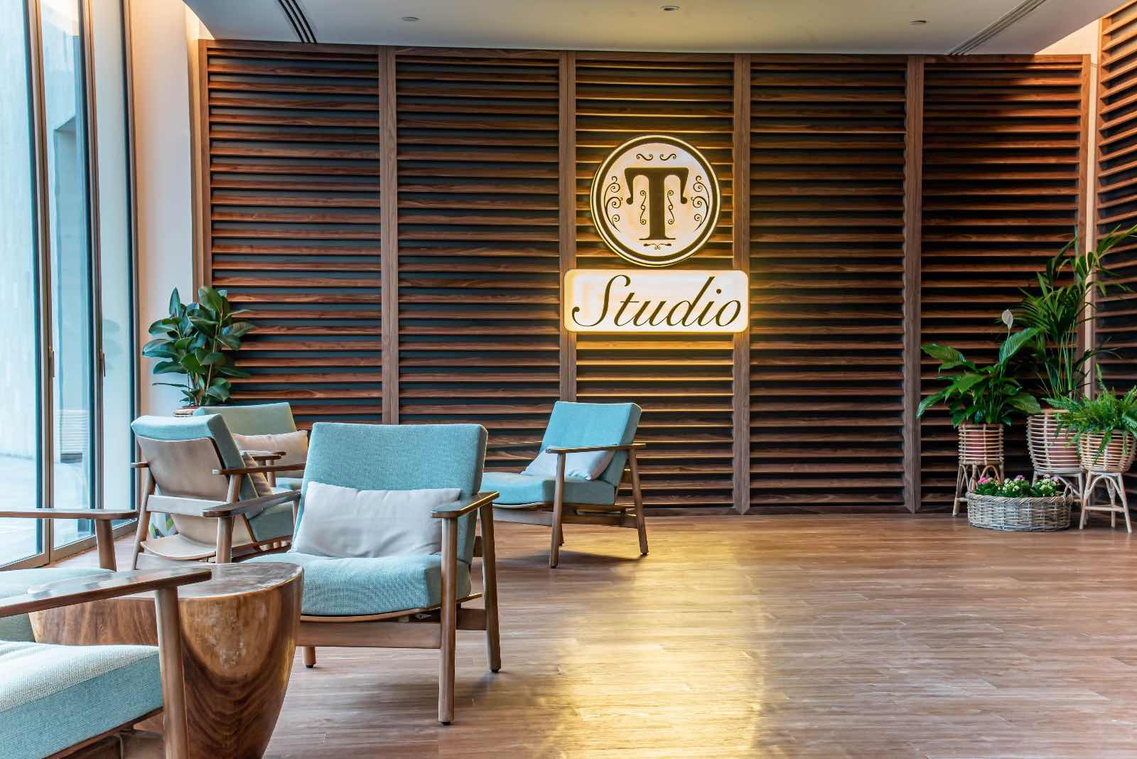 Must-Try Indian Restaurants in Dubai: Where to Eat Biryani, Curries and Modern Indian Fine Dining Must-Try Indian Restaurants in Dubai: Where to Eat Biryani, Curries and Modern Indian Fine Dining