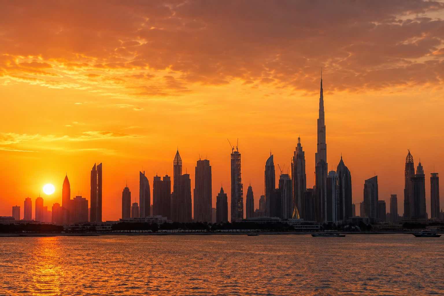 UAE Weather Forecast: Temperatures Dip Today Before Rising Again Later This Week UAE Weather Forecast: Temperatures Dip Today Before Rising Again Later This Week