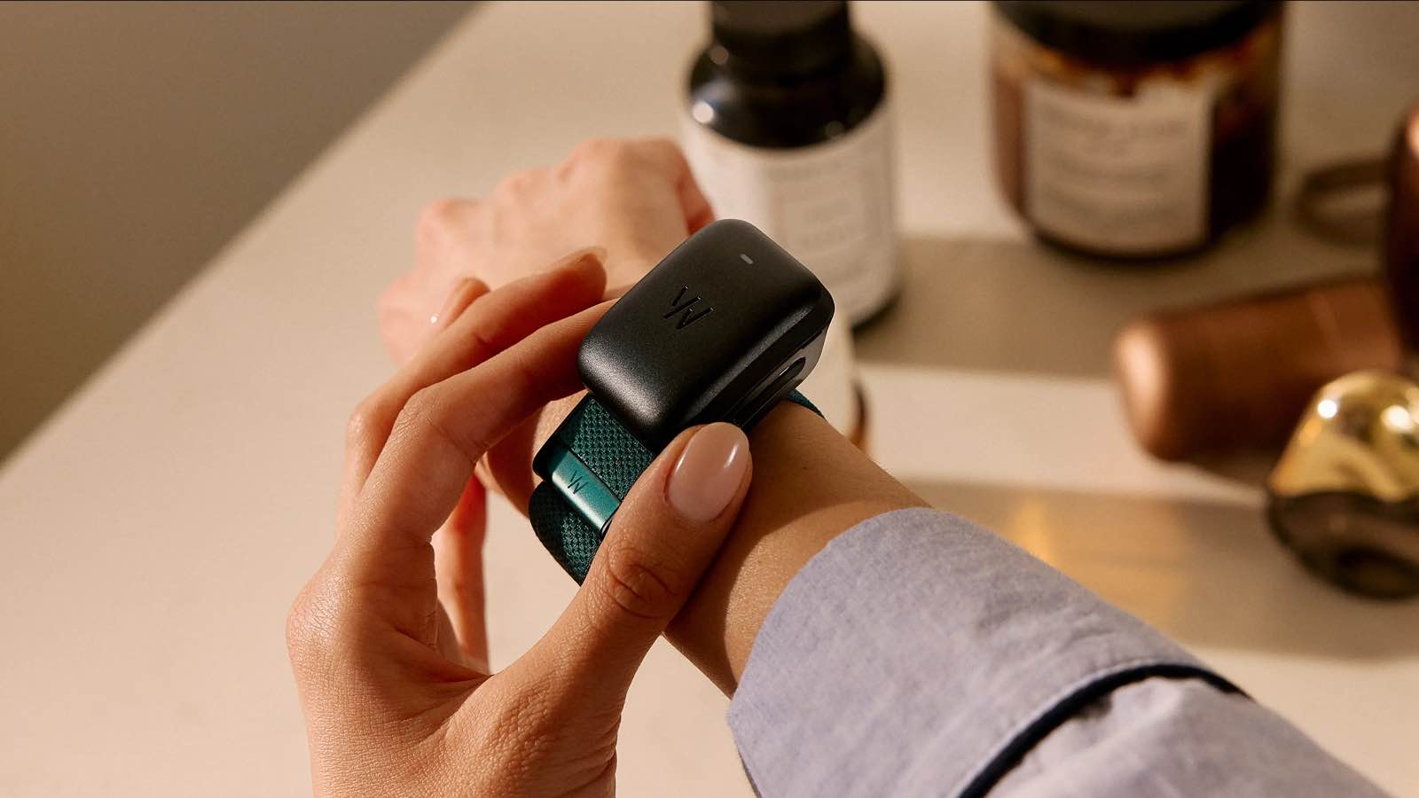 WHOOP vs Google Fitbit Air: Which Screenless Fitness Tracker Is Better for Health, Sleep and Recovery? WHOOP vs Google Fitbit Air: Which Screenless Fitness Tracker Is Better for Health, Sleep and Recovery?