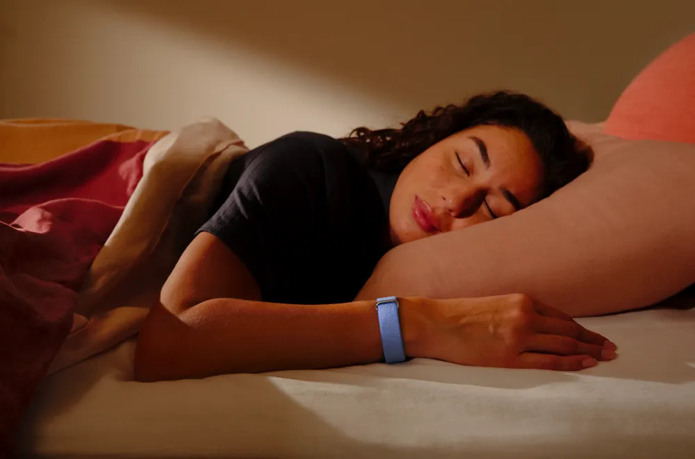 WHOOP vs Google Fitbit Air: Which Screenless Fitness Tracker Is Better for Health, Sleep and Recovery? WHOOP vs Google Fitbit Air: Which Screenless Fitness Tracker Is Better for Health, Sleep and Recovery?